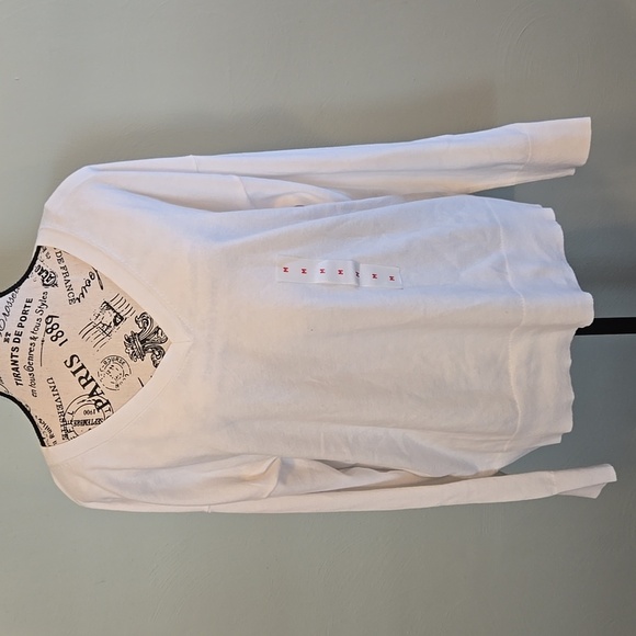 Old Navy Women's White V- Neck Sweater - Picture 1 of 5